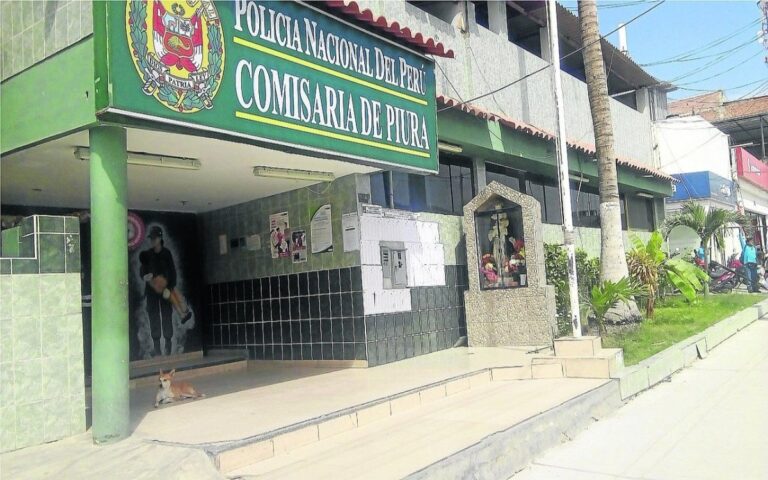 Matan a policía hurtando su arma y delincuentes huyen en patrullero
