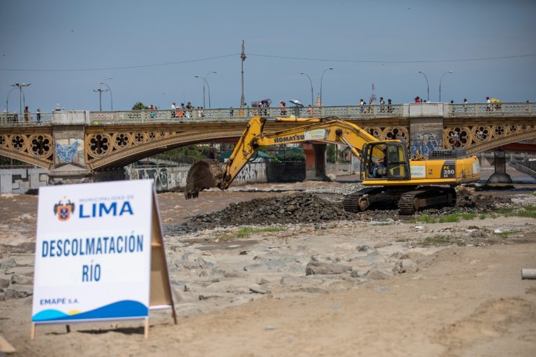 Municipalidad de Lima realizó trabajos de descolmatación en Puente Balta