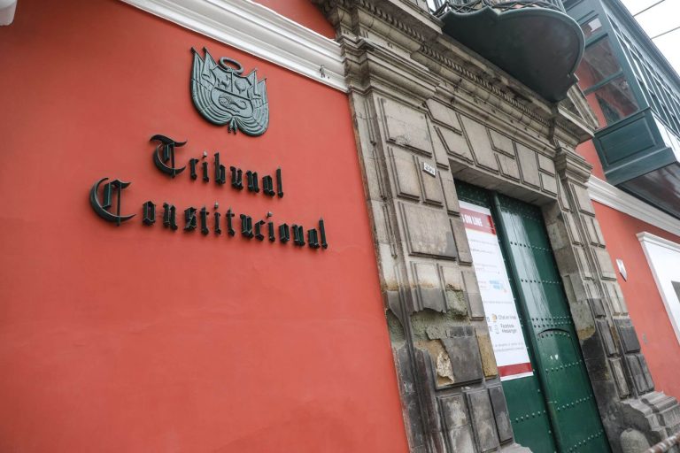 El Jusdem advierte ruptura del equilibrio de poderes ante fallo del Tribunal Constitucional a favor del Congreso