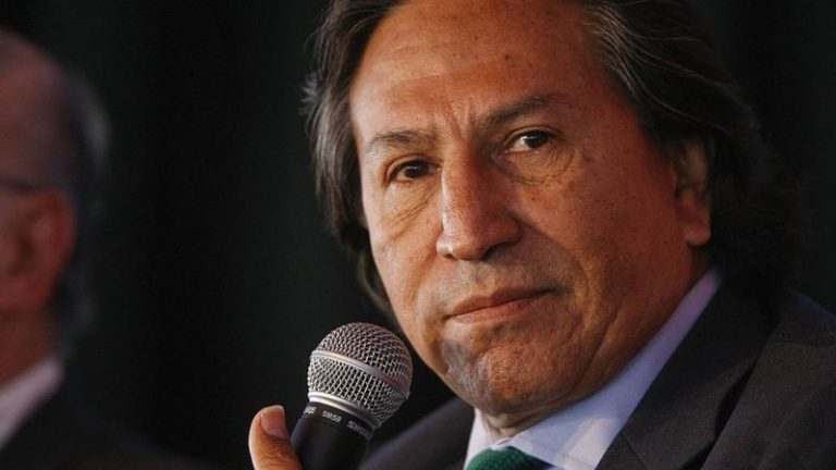 Defensa de Alejandro Toledo busca retrasar su extradición con inicio de juicio