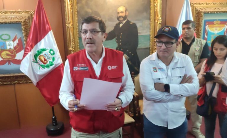 Ministro de defensa se disculpó por la demora de ayuda humanitaria ante las intensas lluvias en Piura