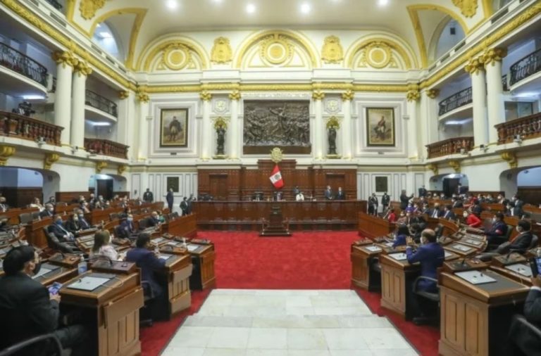 Autoridades Regionales aseguran que el Congreso quiere tomar el control de las instituciones del Estado