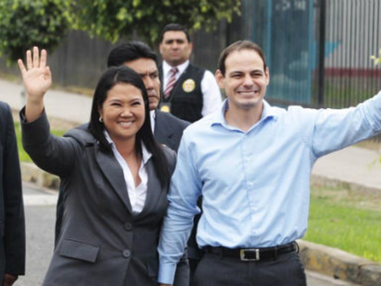 Juez Víctor Zuñiga impuso impedimento de salida para Keiko Fujimori y Mark Vito