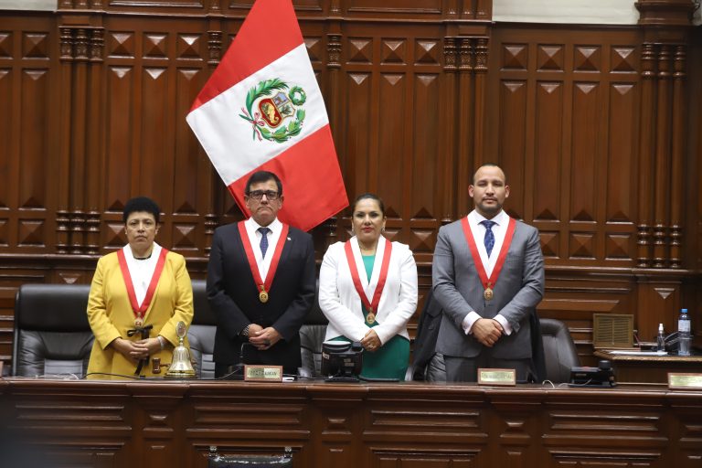 Se reportaron cerca de 500 permisos a congresistas sin mayor sustento