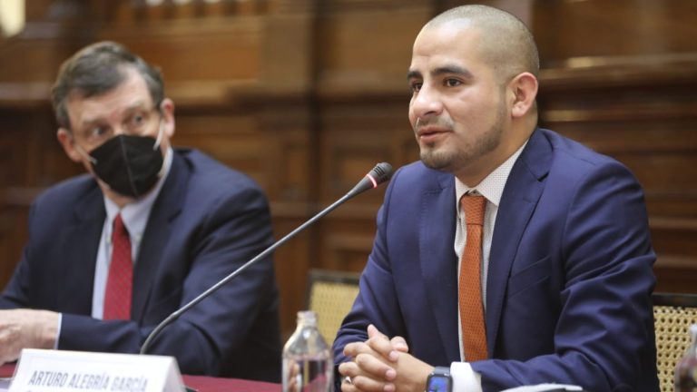 Vocero de Fuerza Popular aseguró que desde su bancada no apoyarán una posible moción de censura contra Alejandro Soto 