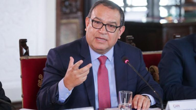 Otárola no descarta implementar políticas de seguridad como en El Salvador