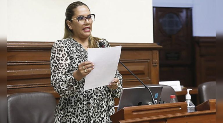 Digna calle retornará al Perú luego de más de 6 meses de licencia