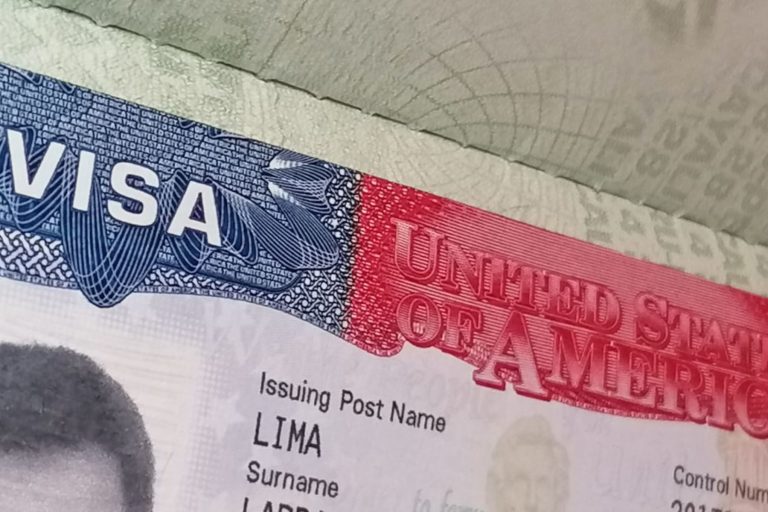 Parlamento Andino aprobó proyecto de exoneración de visa para ingreso de peruanos a EE.UU.