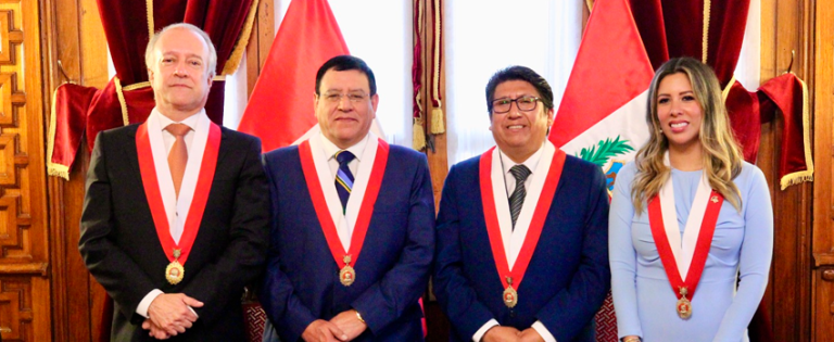 Funcionarios vinculados a APP y UCV ocupan jefaturas en el Congreso de la República