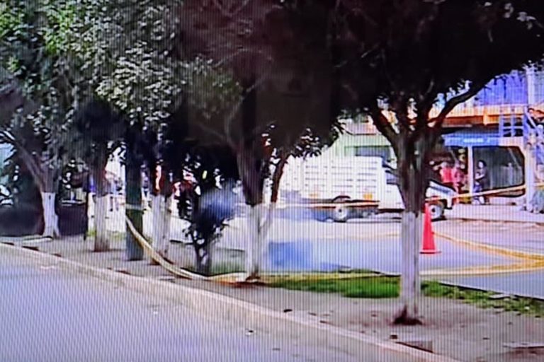 Surquillo: personal de UDEX detonó una granada en zona comercial