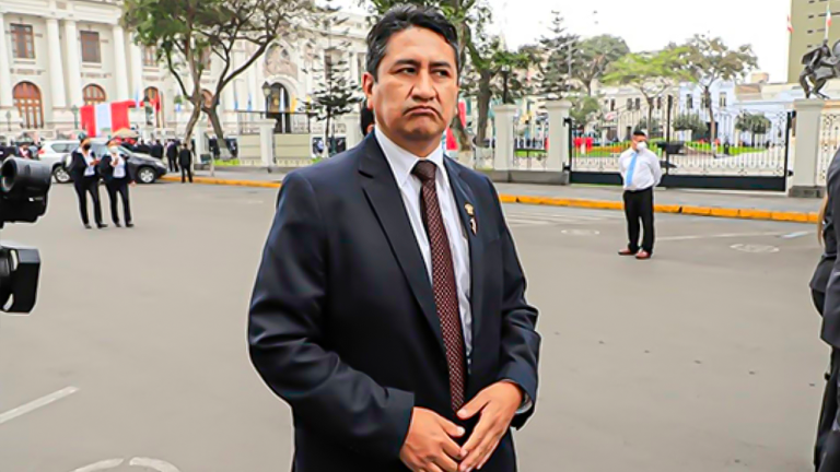 Cerrón se pronunció en sus redes tras decisión del PJ de condenarlo a 3 años por el caso aeródromo Wanka