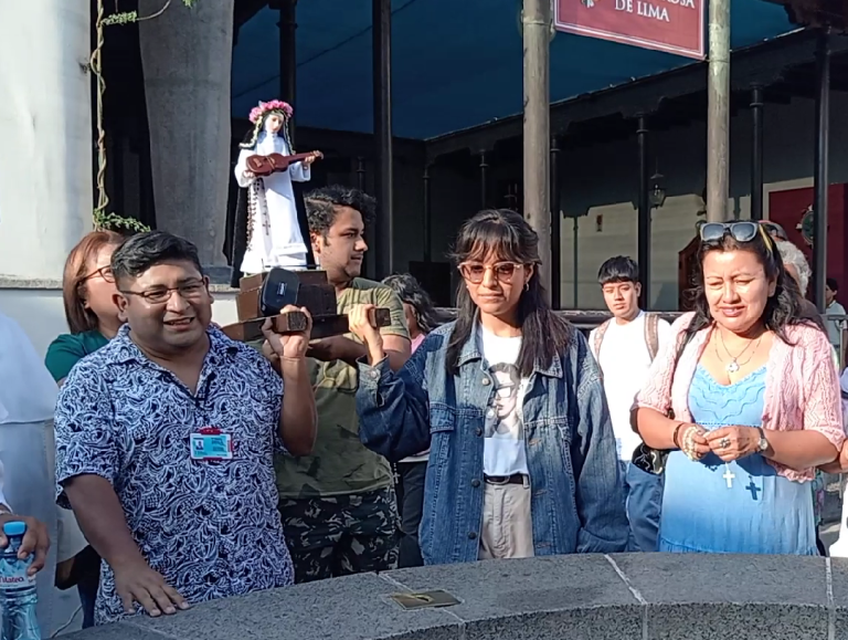 Caminando junto a santa Rosa de Lima