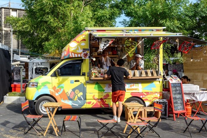 Actualmente, la Asociación Peruana de Food Trucks (APEFOODT) agrupa a numerosos miembros, reflejando el auge de estos vehículos gastronómicos en el país.