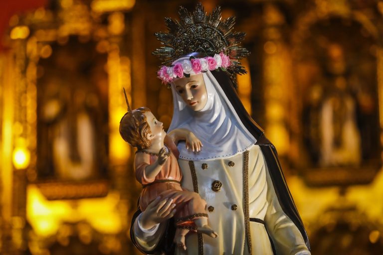 Identidad católica