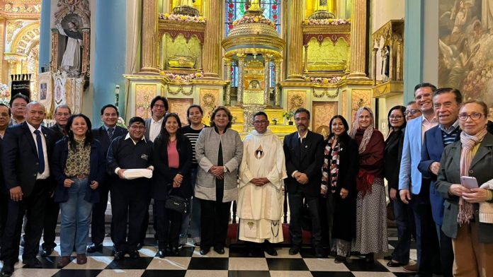 conductores de programas e invitados especiales. Radio Santa Rosa celebra 69 años al servicio de la fe