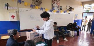 Transparencia rechaza discursos radicales y defiende el marco institucional en el cierre del escrutinio