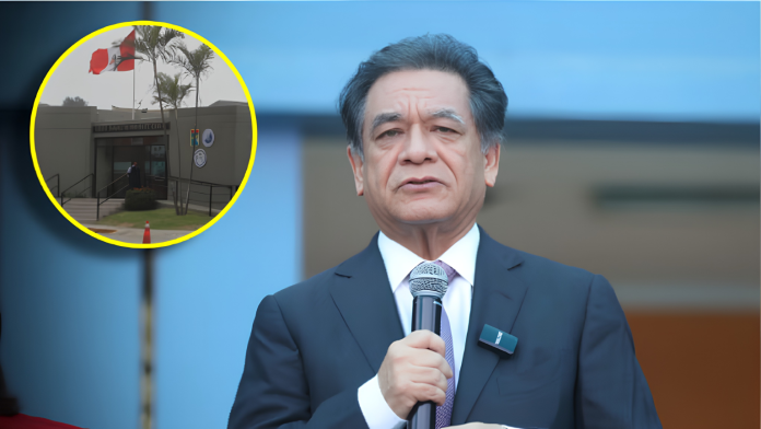 2. INFORME - POLITICA - MINISTRO CHANG ANUNCIÓ UN PROTOCOLO DE EXPULSIÓN TRAS 80 DENUNCIAS EN EL LICEO NAVAL (3)
