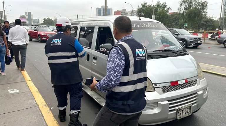 ATU traslada 166 vehículos informales luego de operativo en Javier Prado