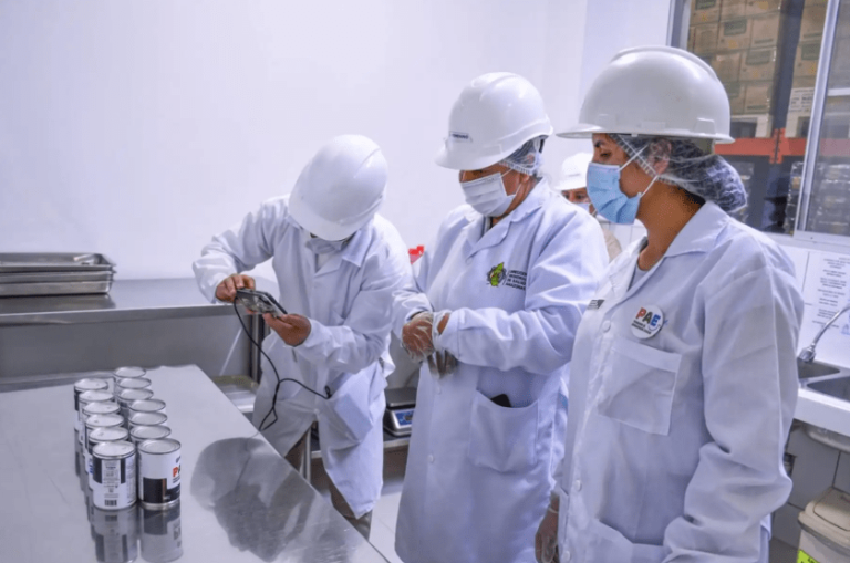 Amazonas refuerza vigilancia y control sanitario de alimentos escolares
