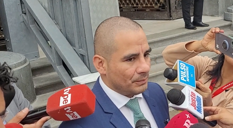 Diputados cuestionan la gestión policial y liderazgos partidarios en medio de crisis por criminalidad y el fenómeno de El Niño